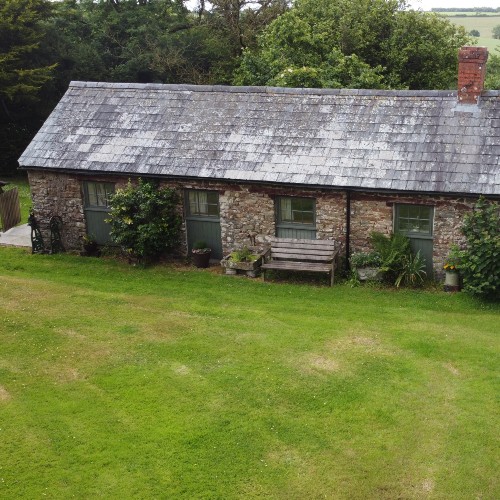 Mowhay Cottage at Beara Farm
